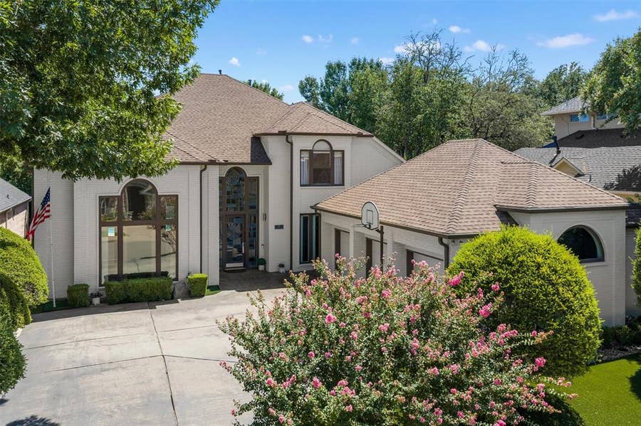 Property photo for 42 Masland Circle, Dallas, TX