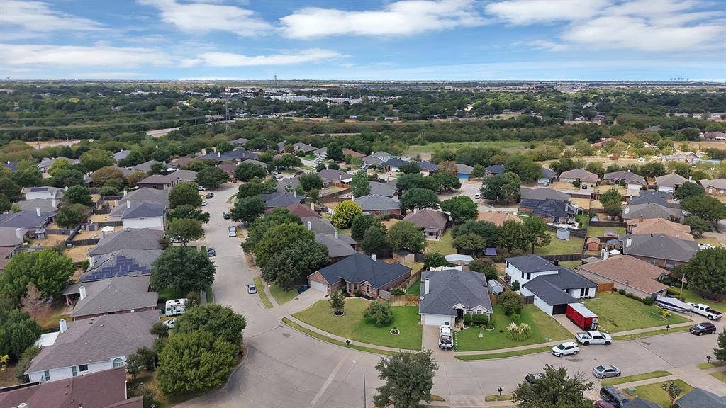 137 Hirth Drive, Crowley, TX 76036 137 Hirth Drive, Crowley, TX 76036