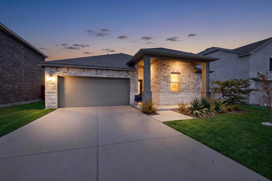 Property photo for 2607 Ontario Drive, Seagoville, TX