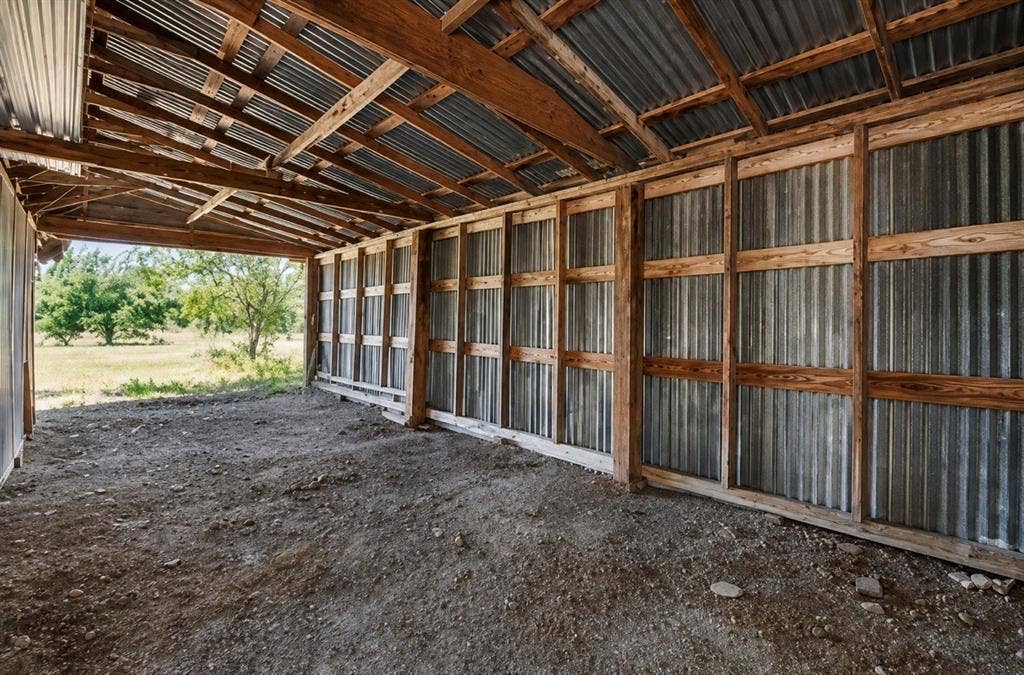 1731 N Mockingbird Lane, Midlothian, TX 76065