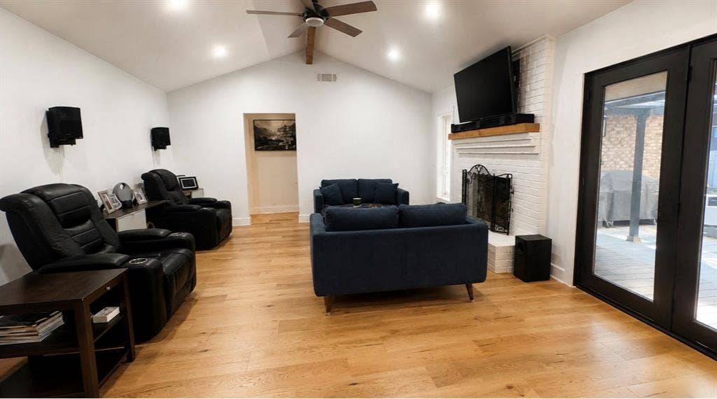 1731 N Mockingbird Lane, Midlothian, TX 76065