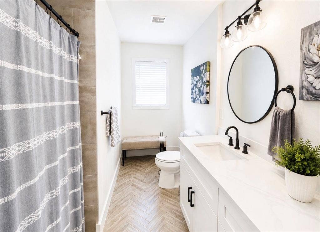 1731 N Mockingbird Lane, Midlothian, TX 76065