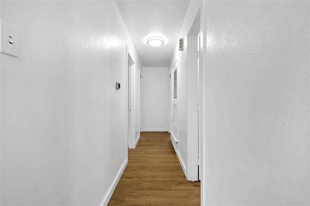 520 Circleview Drive S, Hurst, TX 76054 520 Circleview Drive S, Hurst, TX 76054