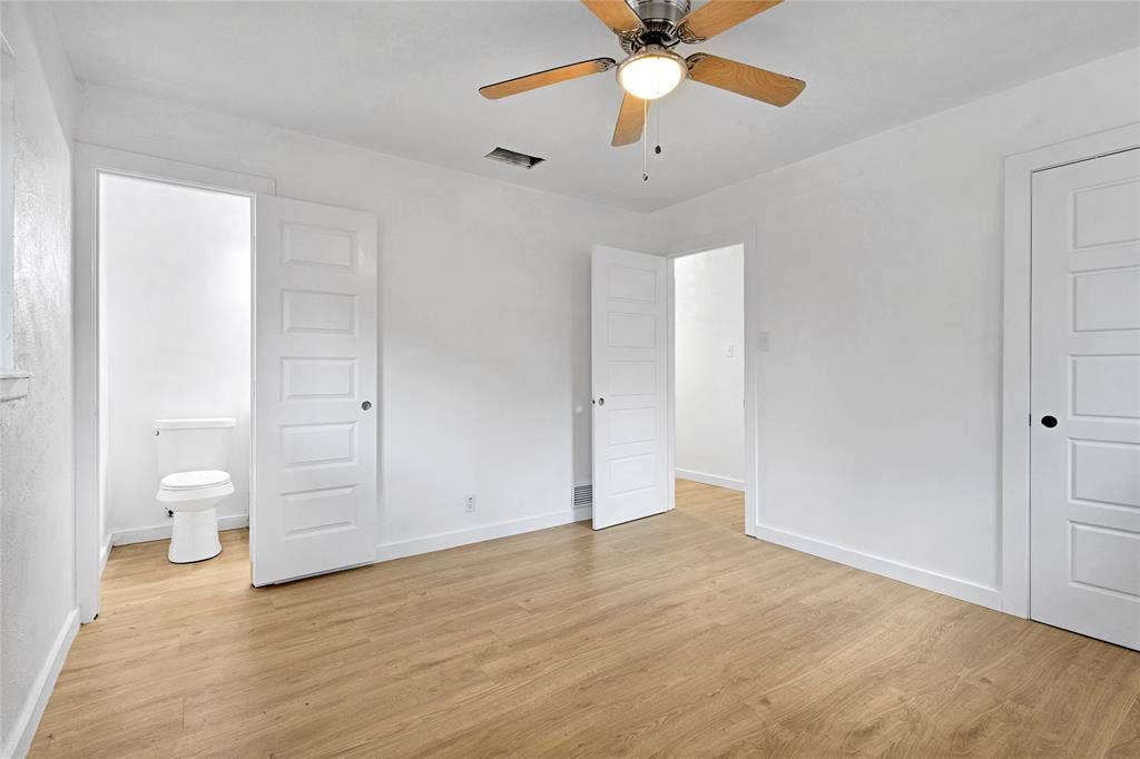 520 Circleview Drive S, Hurst, TX 76054 520 Circleview Drive S, Hurst, TX 76054