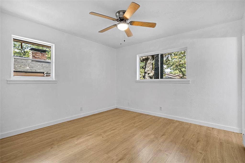 520 Circleview Drive S, Hurst, TX 76054 520 Circleview Drive S, Hurst, TX 76054
