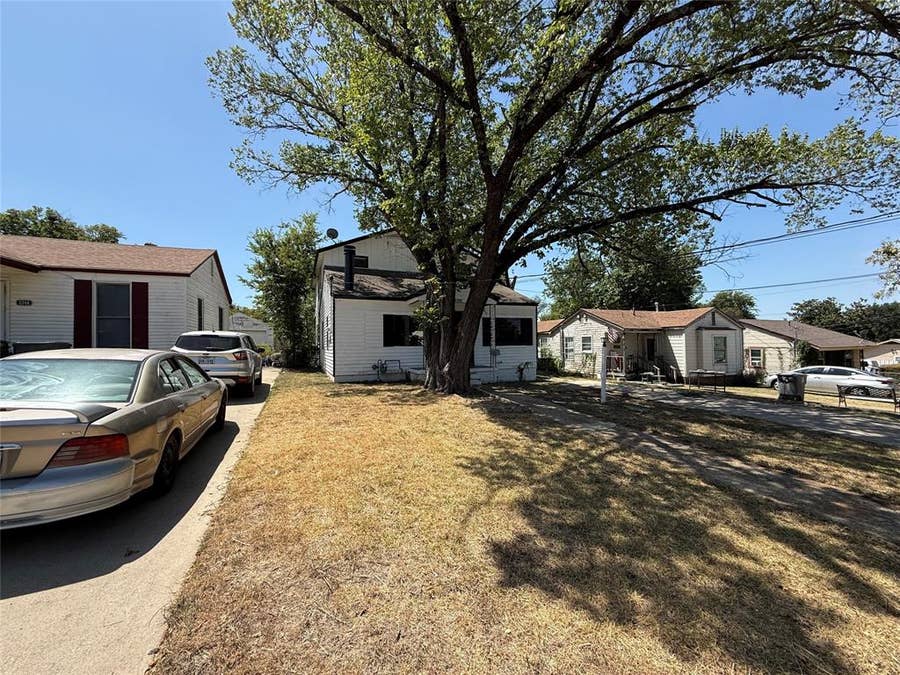 Property photo for 3350 Grafton Avenue, Dallas, TX