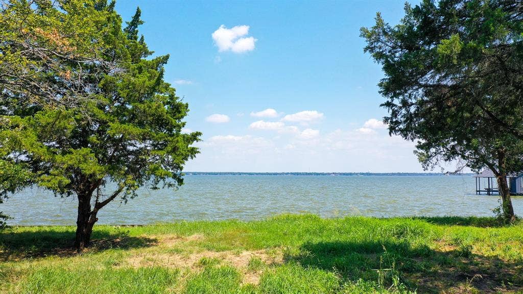 1801 Fox Hollow Lane, Kemp, TX 75143 1801 Fox Hollow Lane, Kemp, TX 75143