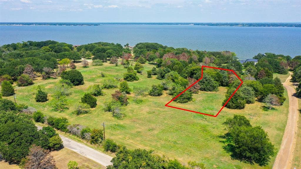 1801 Fox Hollow Lane, Kemp, TX 75143 1801 Fox Hollow Lane, Kemp, TX 75143