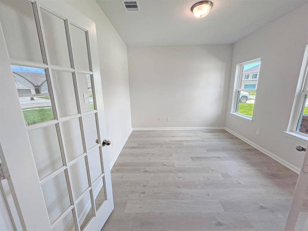 307 Tree Haven Drive, Blue Ridge, TX 75424 Photo 3