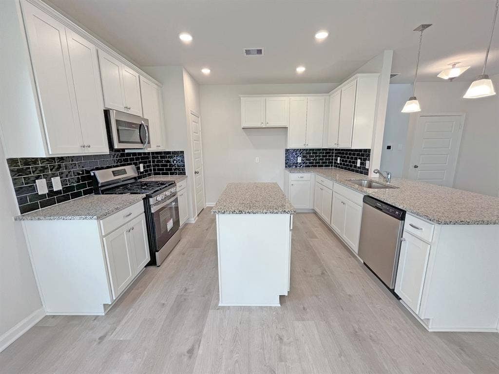307 Tree Haven Drive, Blue Ridge, TX 75424 Photo 6