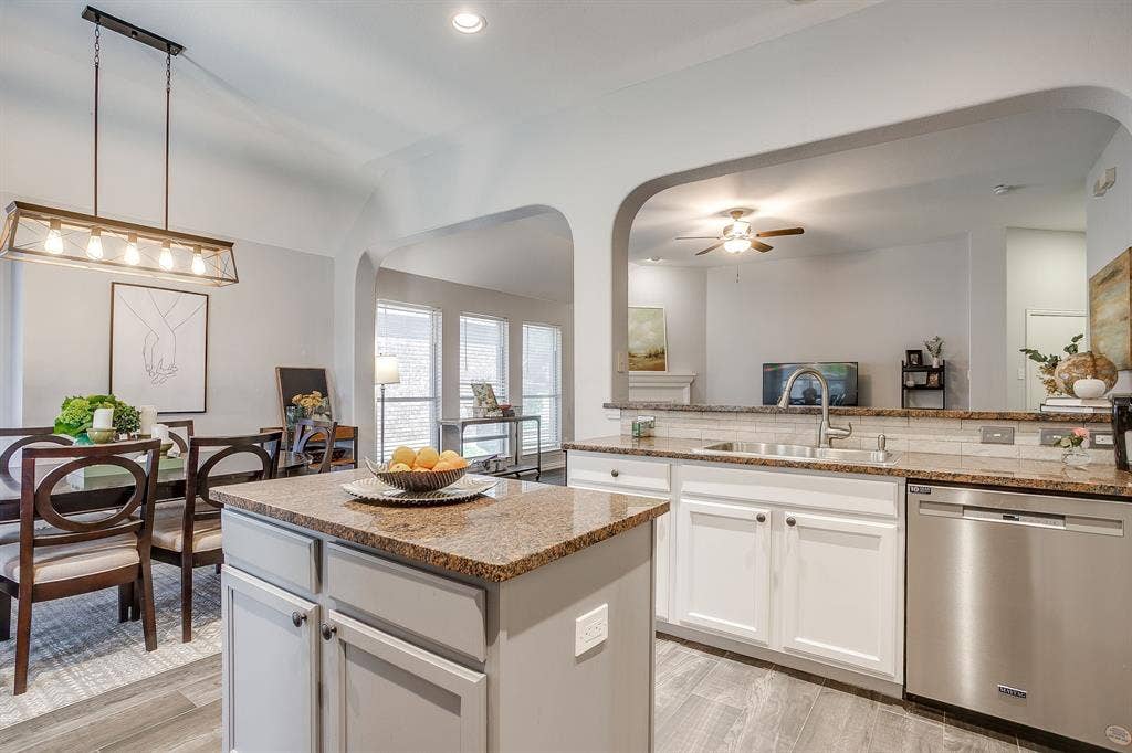 5504 Old Orchard Drive, Fort Worth, TX 76123