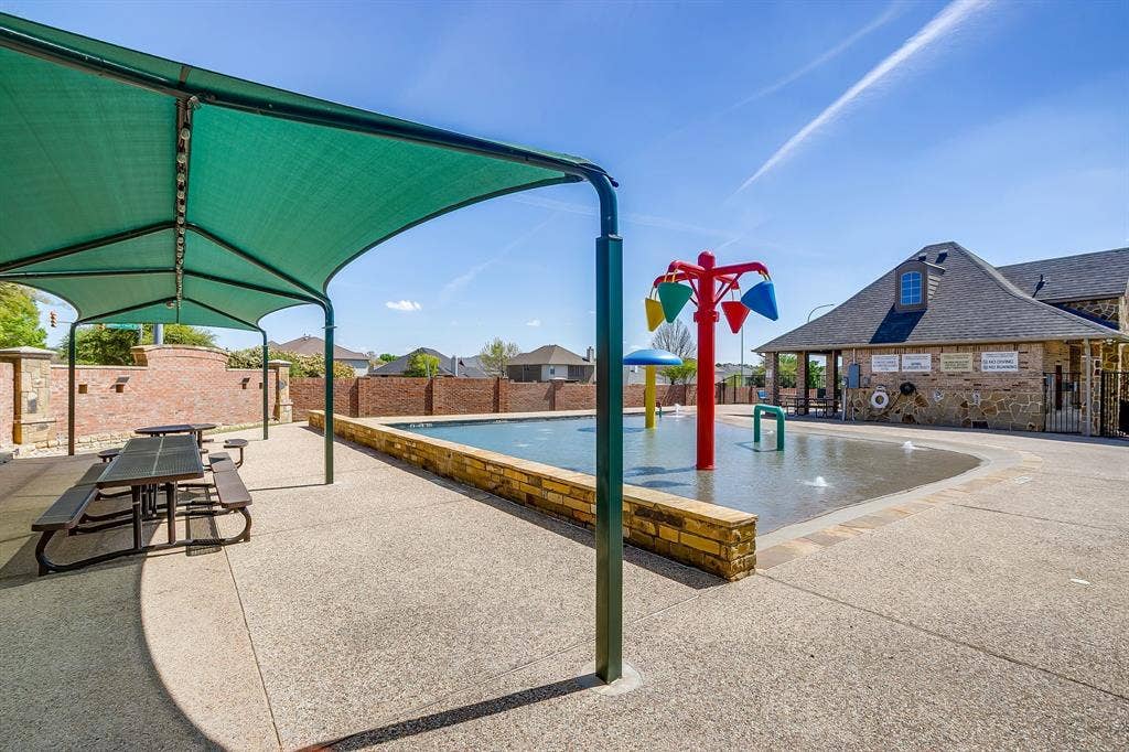 5504 Old Orchard Drive, Fort Worth, TX 76123