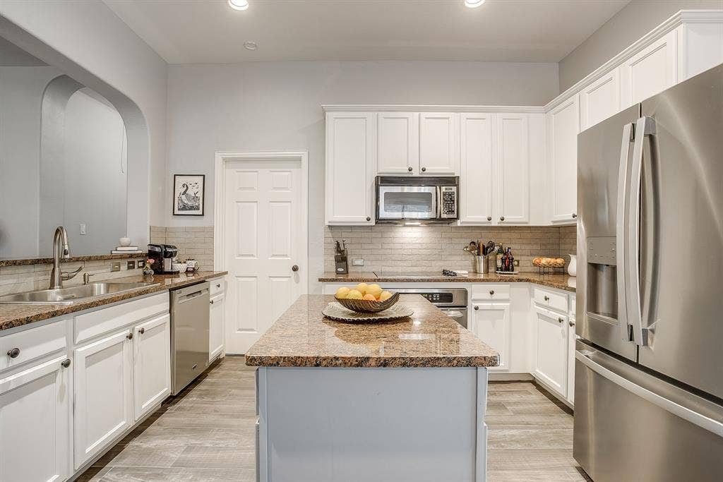 5504 Old Orchard Drive, Fort Worth, TX 76123