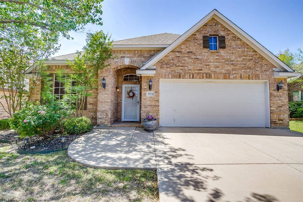 5504 Old Orchard Drive, Fort Worth, TX 76123