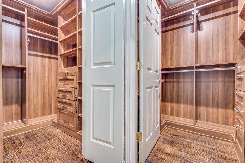 2217 Canyon Valley Trail, Plano, TX 75023 2217 Canyon Valley Trail, Plano, TX 75023