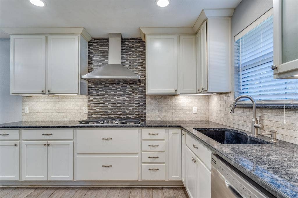 2217 Canyon Valley Trail, Plano, TX 75023 2217 Canyon Valley Trail, Plano, TX 75023