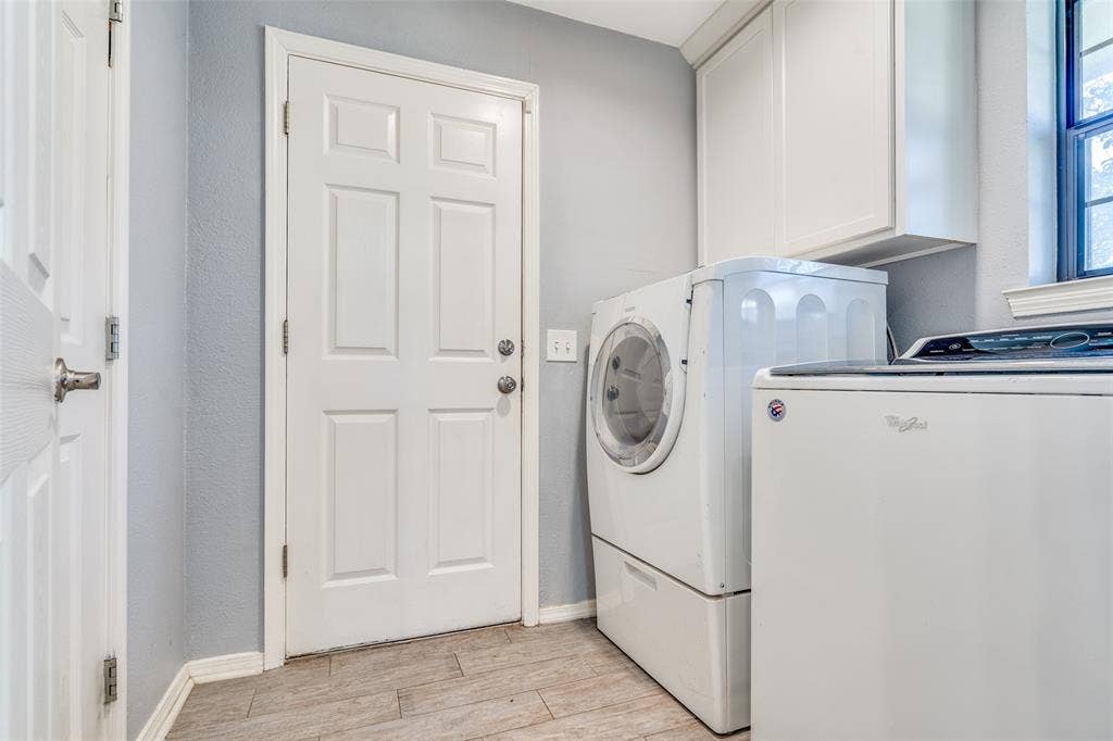 2217 Canyon Valley Trail, Plano, TX 75023 2217 Canyon Valley Trail, Plano, TX 75023