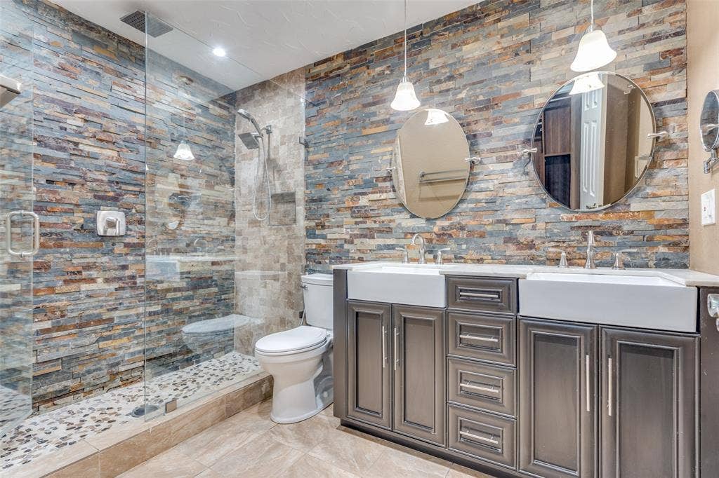 2217 Canyon Valley Trail, Plano, TX 75023 2217 Canyon Valley Trail, Plano, TX 75023