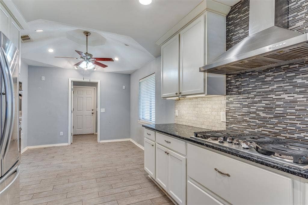 2217 Canyon Valley Trail, Plano, TX 75023 2217 Canyon Valley Trail, Plano, TX 75023