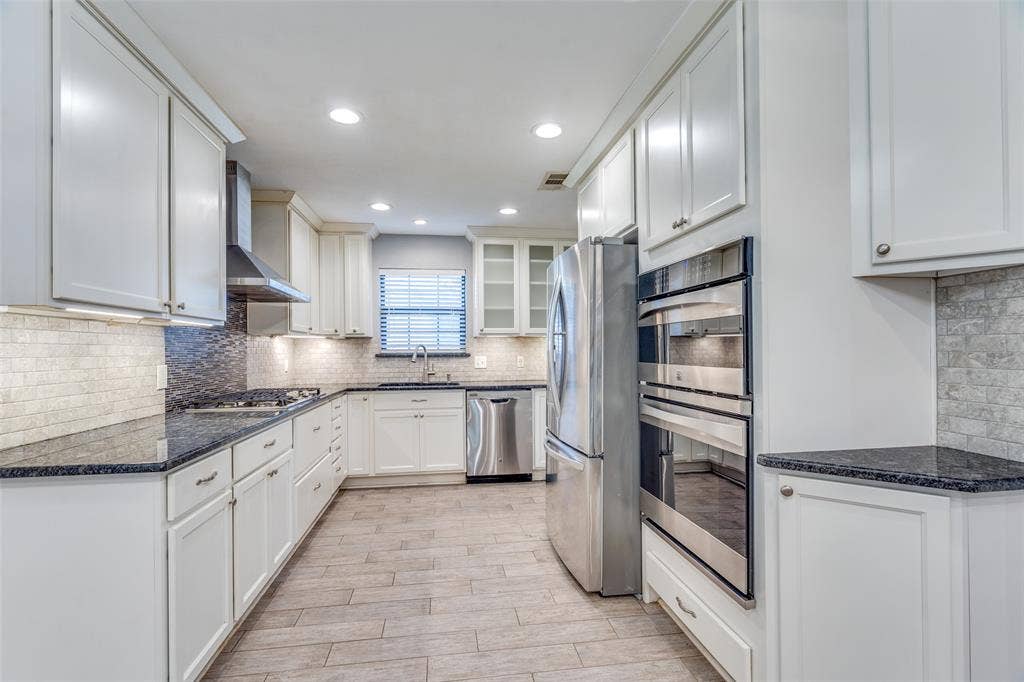 2217 Canyon Valley Trail, Plano, TX 75023 2217 Canyon Valley Trail, Plano, TX 75023