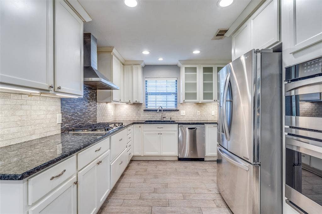 2217 Canyon Valley Trail, Plano, TX 75023 2217 Canyon Valley Trail, Plano, TX 75023