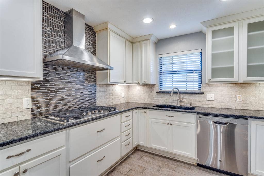 2217 Canyon Valley Trail, Plano, TX 75023 2217 Canyon Valley Trail, Plano, TX 75023