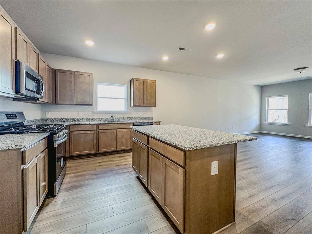 204 Crestside Drive, Blue Ridge, TX 75424 Photo 10