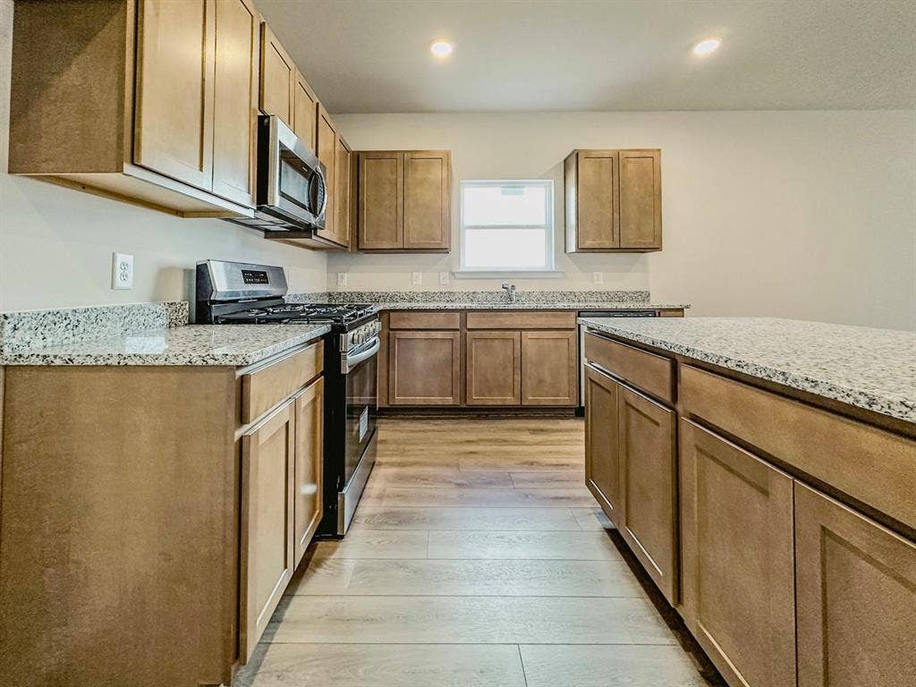 204 Crestside Drive, Blue Ridge, TX 75424 Photo 11