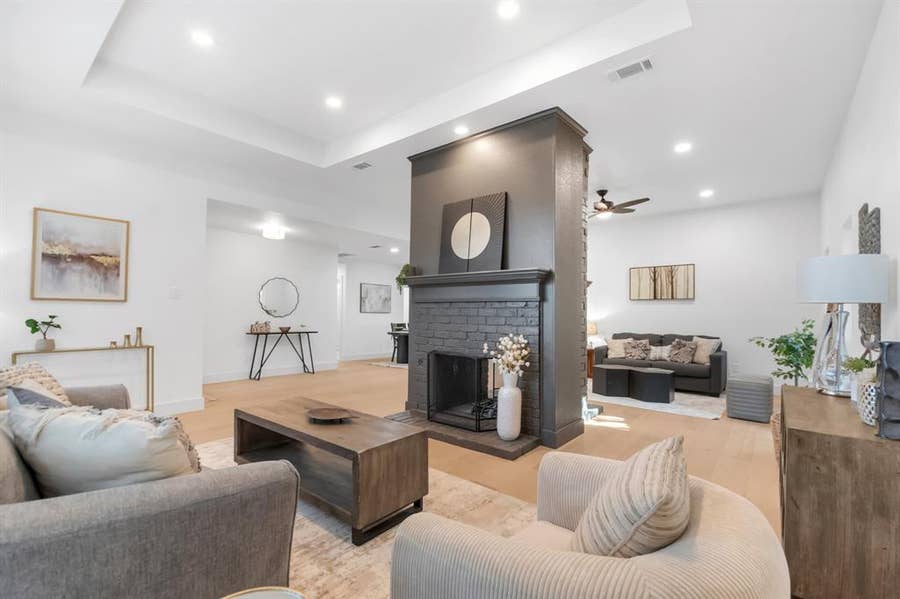 Property photo for 3400 Sailmaker Lane, Plano, TX