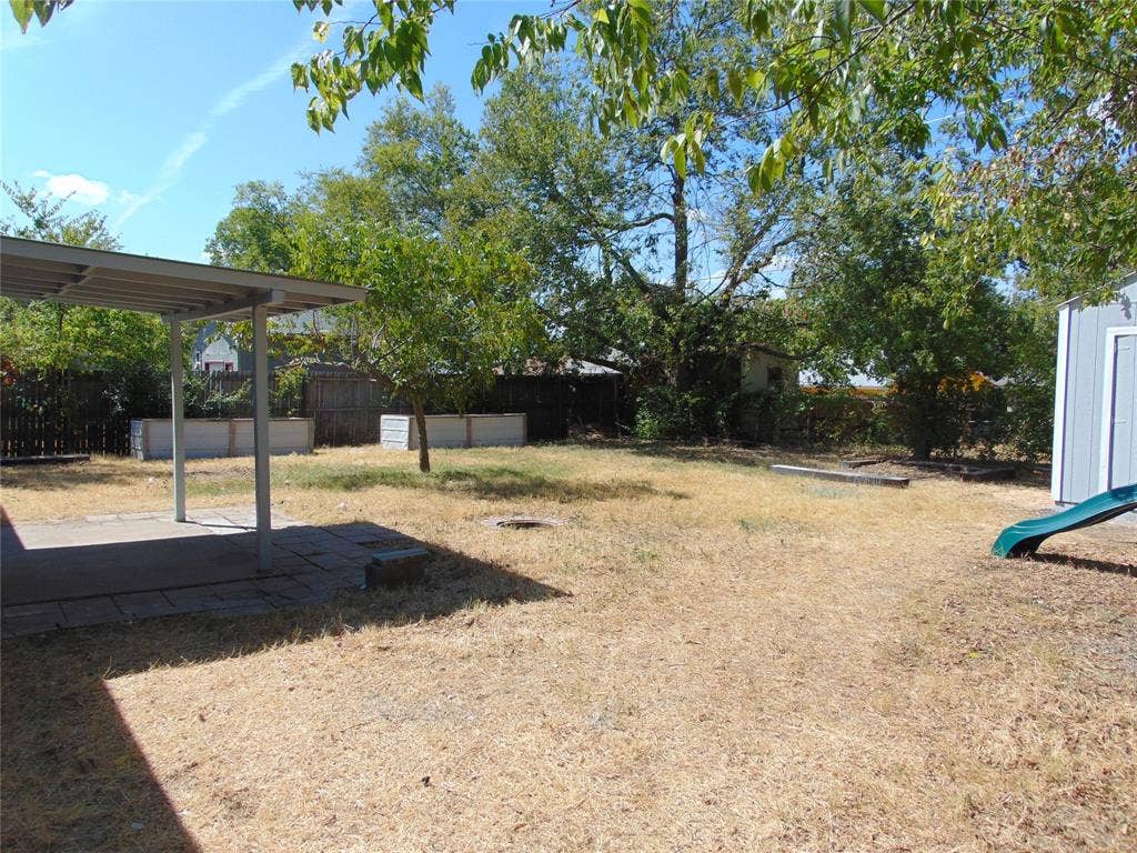 1224 Mars Drive, Cedar Hill, TX 75104