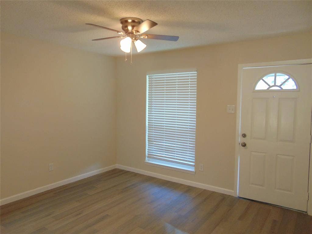1224 Mars Drive, Cedar Hill, TX 75104