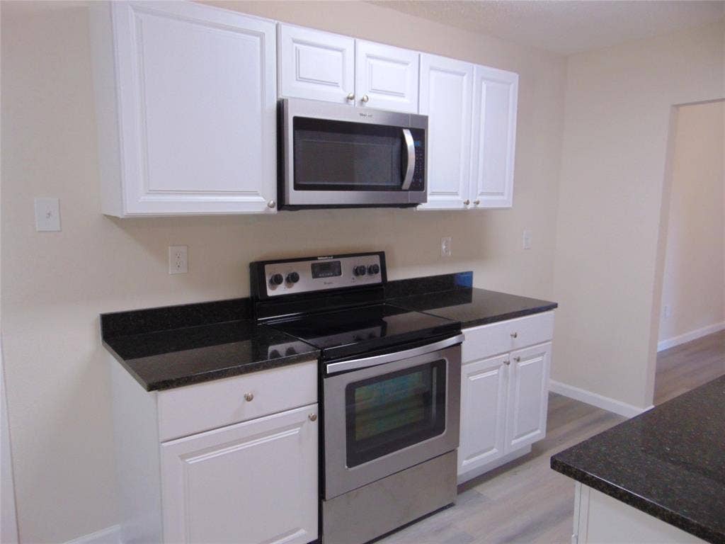 1224 Mars Drive, Cedar Hill, TX 75104