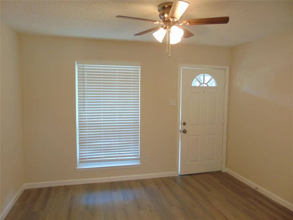 1224 Mars Drive, Cedar Hill, TX 75104