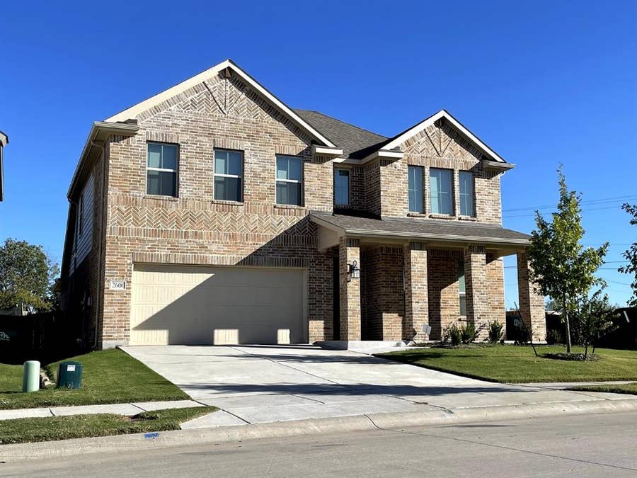 Property photo for 2600 Briarhurst Court, Denton, TX