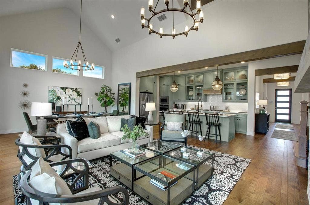 2712 Oak Blossom Drive, McKinney, TX 75071 The Brynlee Family Room.jpg