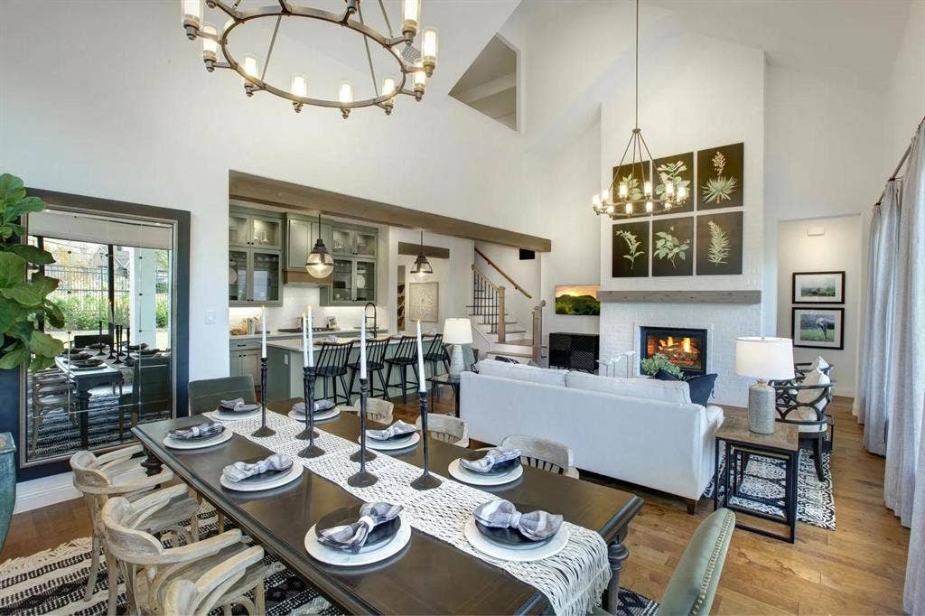2712 Oak Blossom Drive, McKinney, TX 75071 The Brynlee Family Room