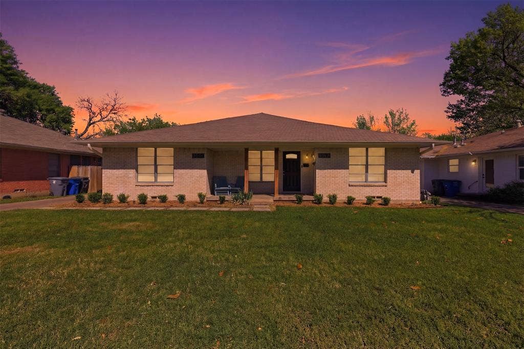 6565 Ascot Lane, Dallas, TX 75214 6565 Ascot Lane, Dallas, TX 75214
