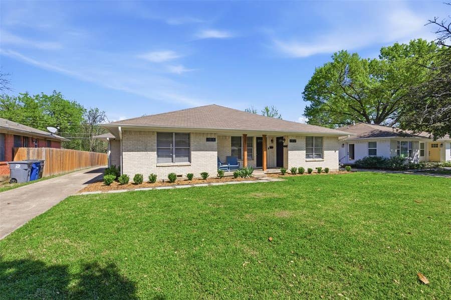 Property photo for 6565 Ascot Lane, Dallas, TX
