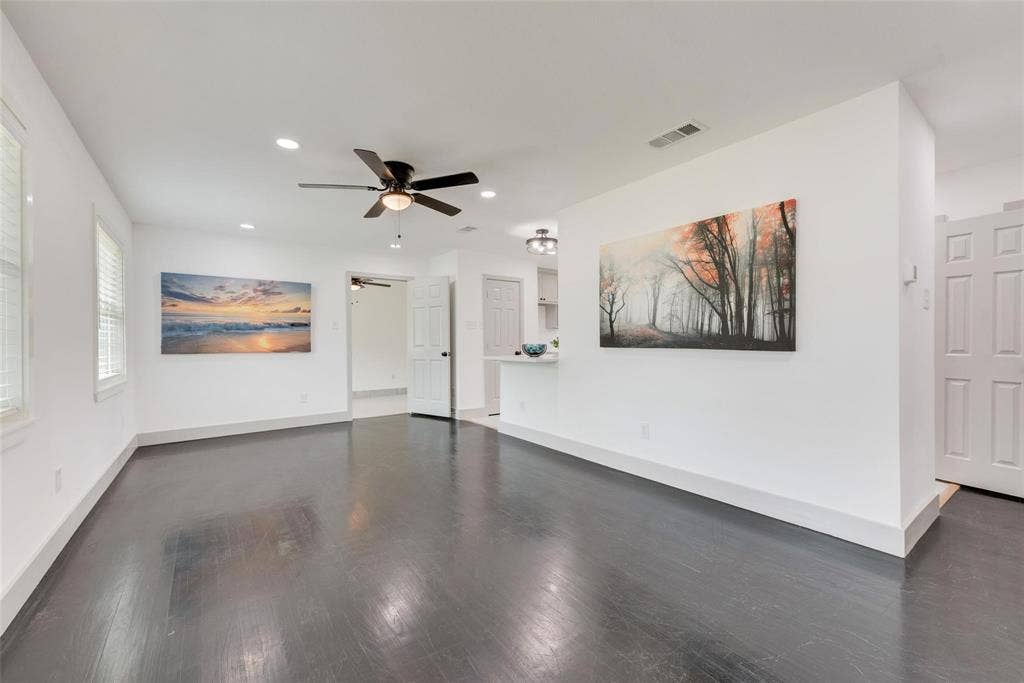 10166 San Lorenzo, Dallas, TX 75228 10166 San Lorenzo, Dallas, TX 75228