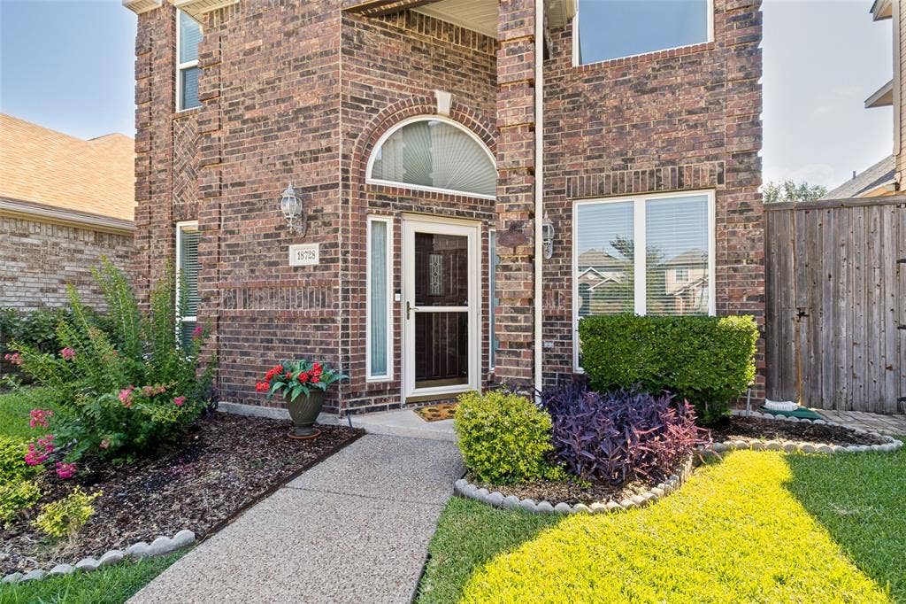 18728 Flatstone Court, Dallas, TX 75252