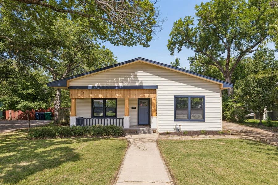 Property photo for 1515 Bolivar Street, Denton, TX