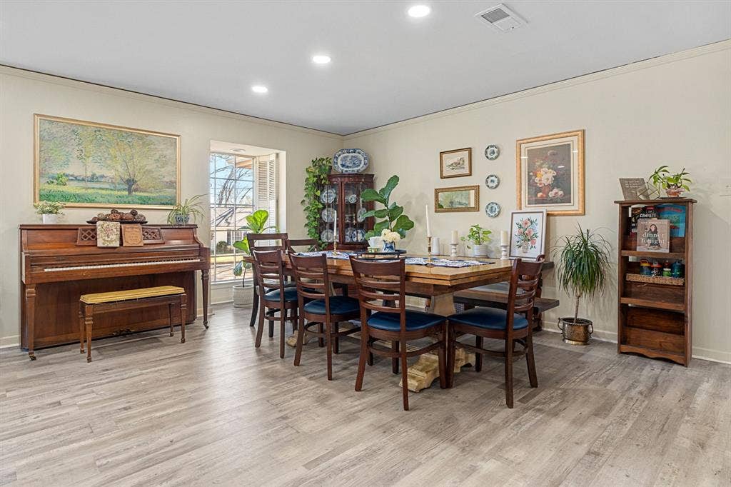 1936 Montrose Drive, Tyler, TX 75701 1936 Montrose Drive, Tyler, TX 75701