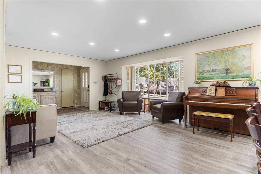 1936 Montrose Drive, Tyler, TX 75701 1936 Montrose Drive, Tyler, TX 75701