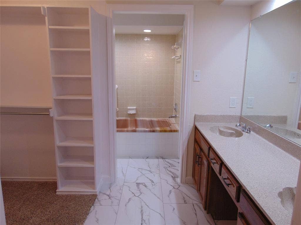 3041 Waterfront Circle, Garland, TX 75042 3041 Waterfront Circle, Garland, TX 75042