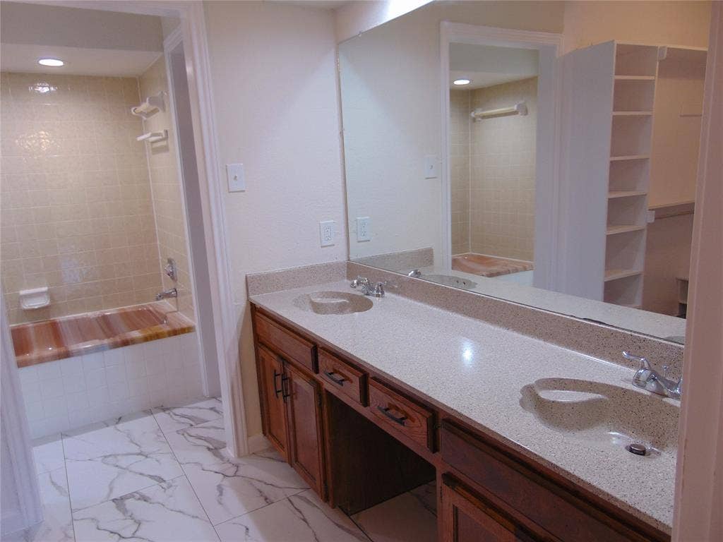 3041 Waterfront Circle, Garland, TX 75042 3041 Waterfront Circle, Garland, TX 75042