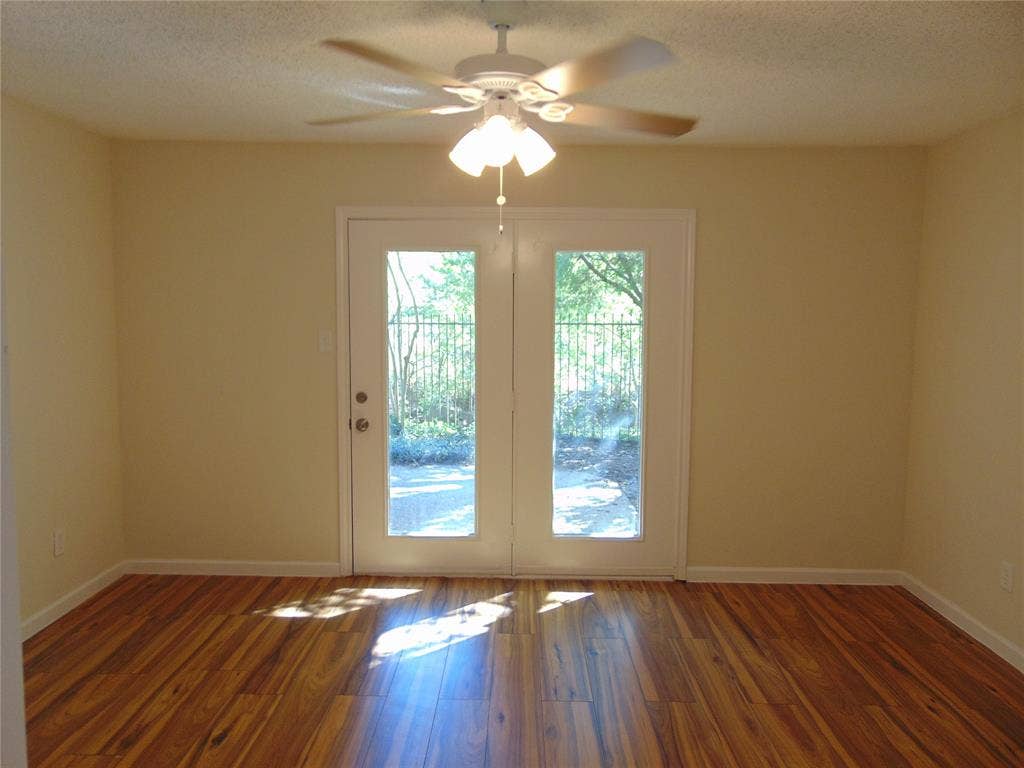 3041 Waterfront Circle, Garland, TX 75042 3041 Waterfront Circle, Garland, TX 75042