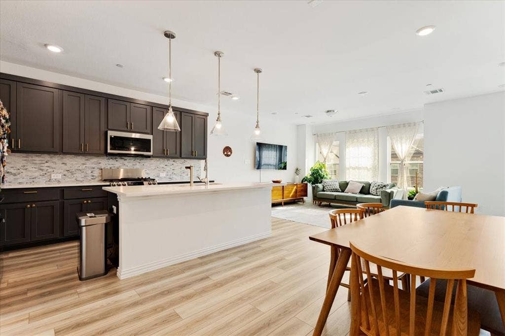 2223 Adena Springs Drive, Allen, TX 75013