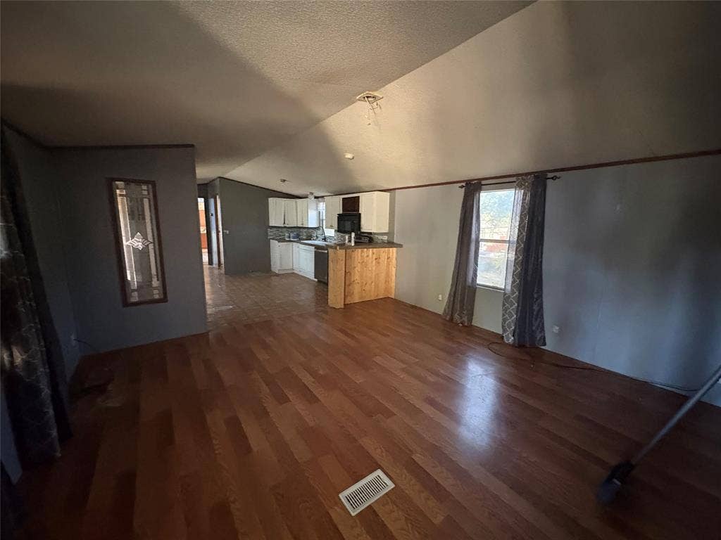 839 Tepee Trail, Granbury, TX 76048 839 Tepee Trail, Granbury, TX 76048