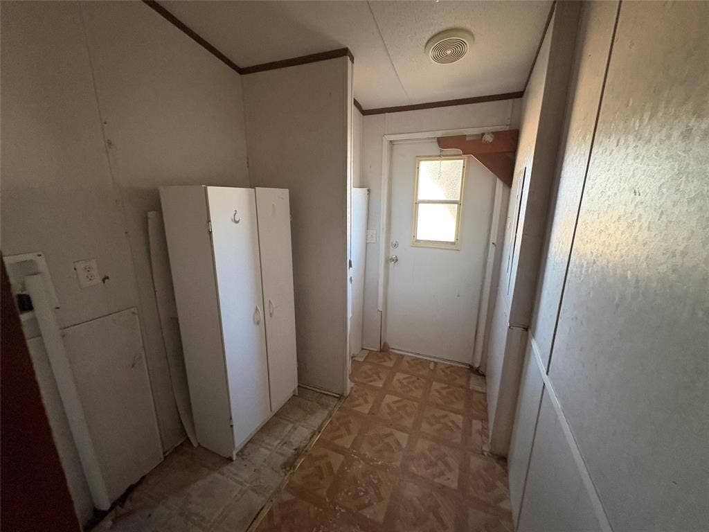 839 Tepee Trail, Granbury, TX 76048 839 Tepee Trail, Granbury, TX 76048