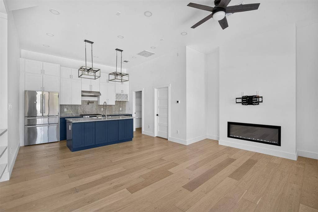 2349 N Carroll Avenue, Dallas, TX 75204